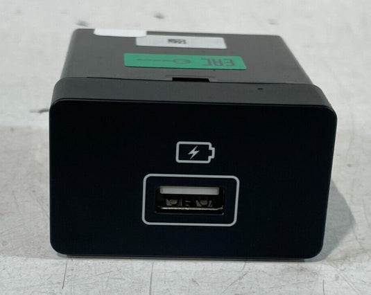 22-23 GENESIS G70 CENTER CONSOLE STORAGE USB CONNECTOR CHARGING PORT HUB