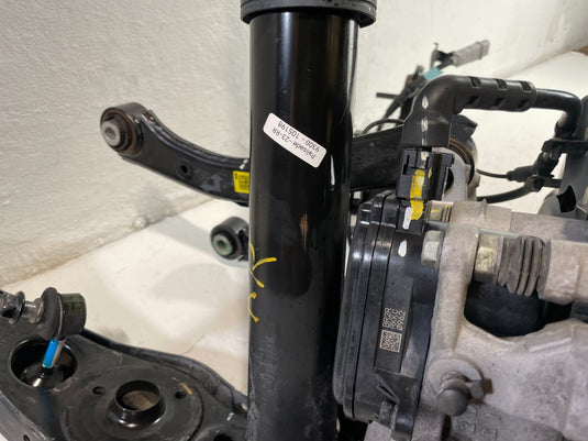 2023-2025 HYUNDAI PALISADE FWD REAR RIGHT SUSPENSION KNEE ASSEMBLY 3.8L