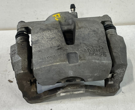2019 - 25 TOYOTA CAMRY AVALON RAV4 FRONT LEFT BRAKE CALIPER W/ BRAKE PADS
