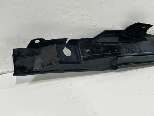 11-19 INFINITI M56 M37 Q70 FRONT LEFT SIDE FENDER SEAL COVER TRIM MOLDING