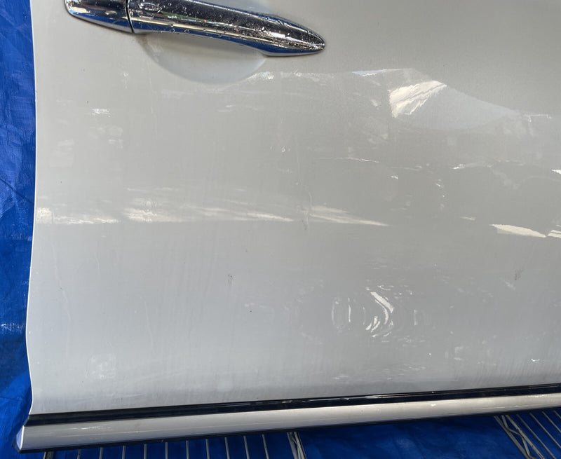 Load image into Gallery viewer, ⭐12-17 QX50 EX37 EX35 FRONT RIGHT PASSENGER DOOR ASSEMBLY WHITE QAB #NB1-DRU1617
