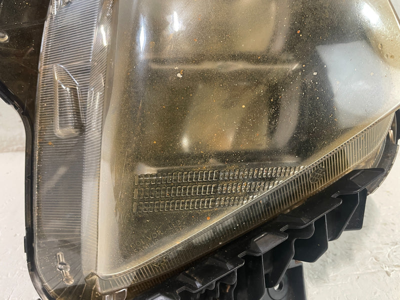 Load image into Gallery viewer, 2022-2024 HYUNDAI TUCSON RIGHT LED HEADLIGHT HEADLAMP FOR PARTS # IG18-HDU1118
