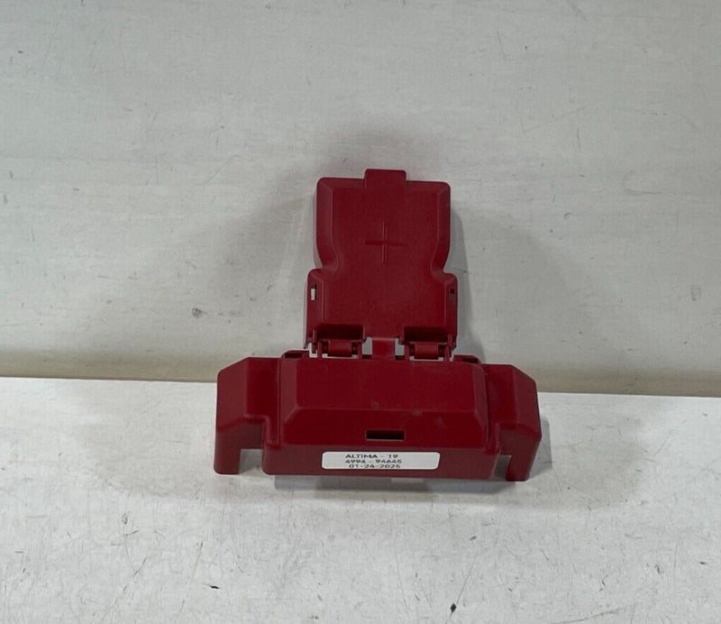 Load image into Gallery viewer, 2019 - 2024 NISSAN ALTIMA POSITIVE BATTERY TERMINAL COVER 3.5L # 94645
