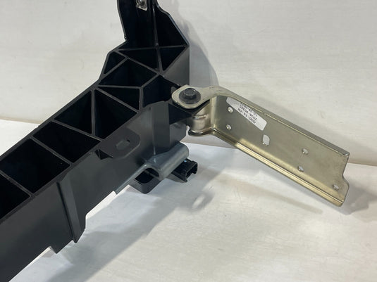 14-23 INFINITI Q50 Q60 RIGHT RADIATOR CORE SUPPORT FENDER MOUNTING BRACKET 90385