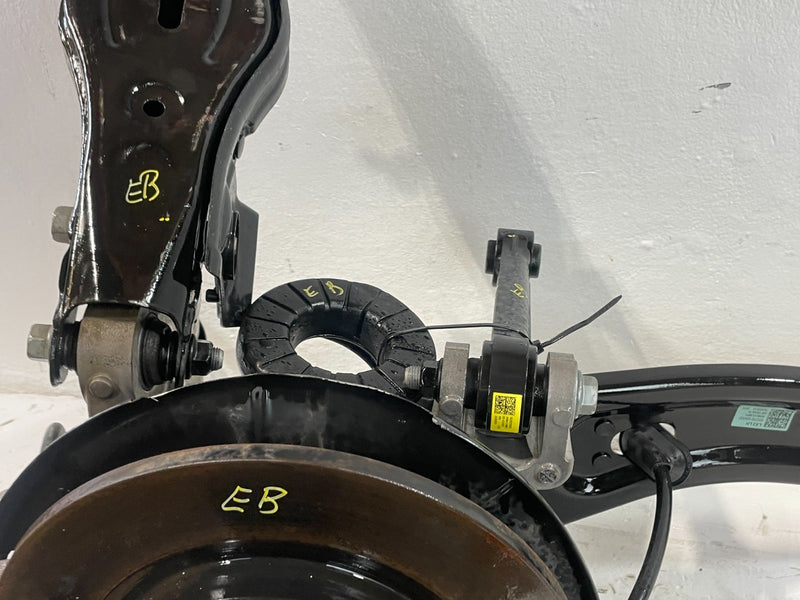 Load image into Gallery viewer, 2020-2022 HYUNDAI PALISADE FWD REAR LEFT SUSPENSION KNEE ASSEMBLY 3.8L # 103656
