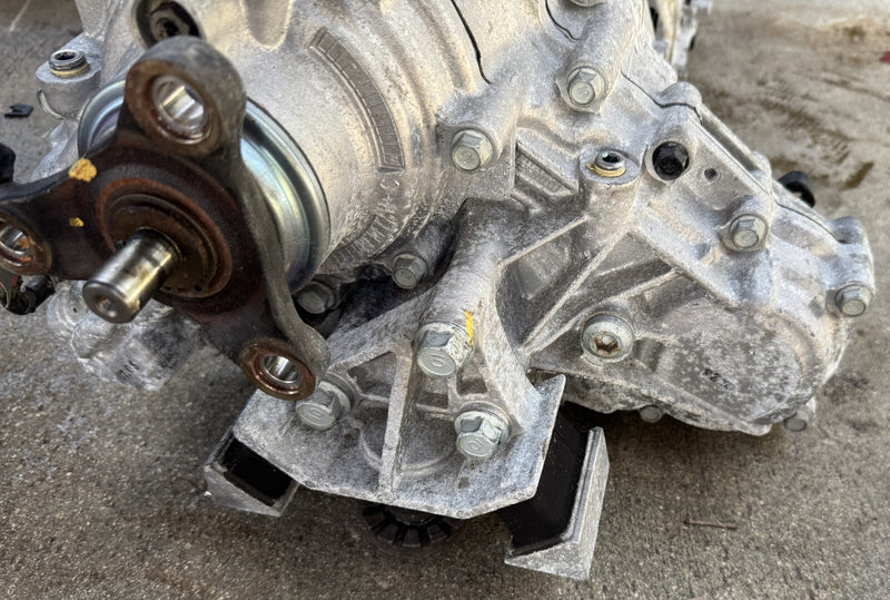 Load image into Gallery viewer, KIA STINGER AWD AUTO TRANSMISSION ASSEMBLY 2.5L 34K MILES 2022-2023 # NB1-TRS451
