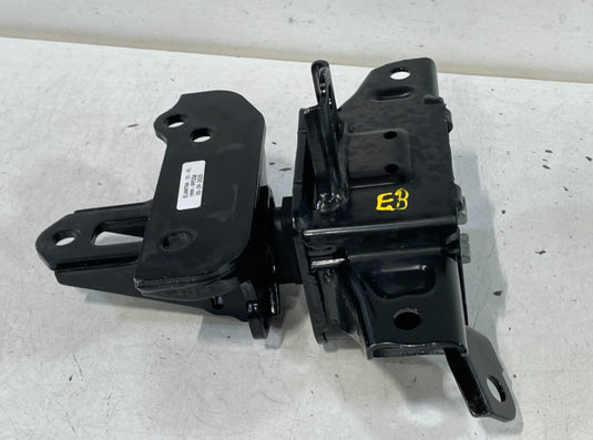 21-25 HYUNDAI ELANTRA ENGINE TRANSMISSION MOUNT BRACKET 21830-AA200 2.0L