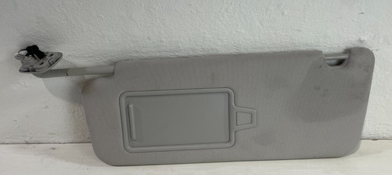 Load image into Gallery viewer, 2020-2025 HYUNDAI PALISADE FRONT LEFT DRIVER SIDE SUNVISOR SUN VISOR # 104156
