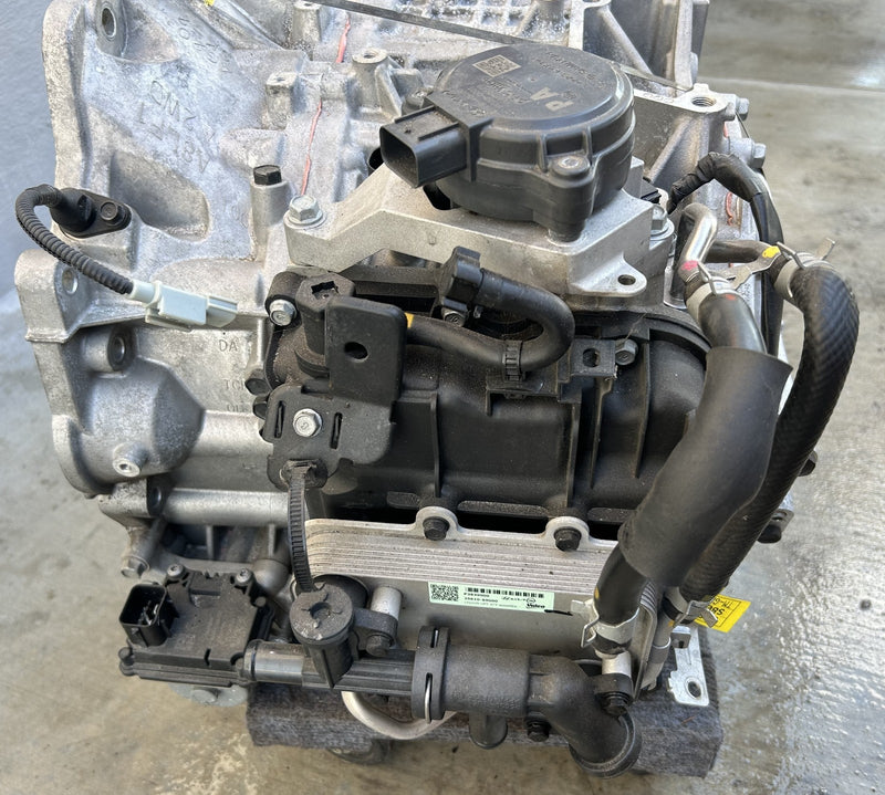 Load image into Gallery viewer, HYUNDAI PALISADE FWD AUTO TRANSMISSION ASSEMBLY 44K MILES 3.8L 22-25 #NB1-TRU484
