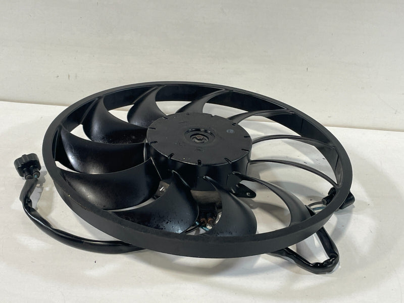 Load image into Gallery viewer, 09-19 INFINITI FX50 M56 QX70 Q70L RIGHT SIDE RADIATOR COOLING FAN BLADE # 94046
