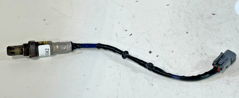 Load image into Gallery viewer, 2020-2025 HYUNDAI PALISADE REAR LEFT LOWER EXHAUST LAMBDA O2 SENSOR 3.8L #103582
