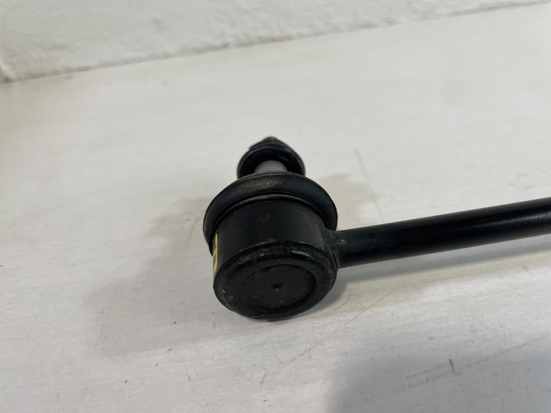 Load image into Gallery viewer, HYUNDAI PALISADE SANTA FE FRONT LH OR RH STABILIZER SWAY BAR END LINK # 104158
