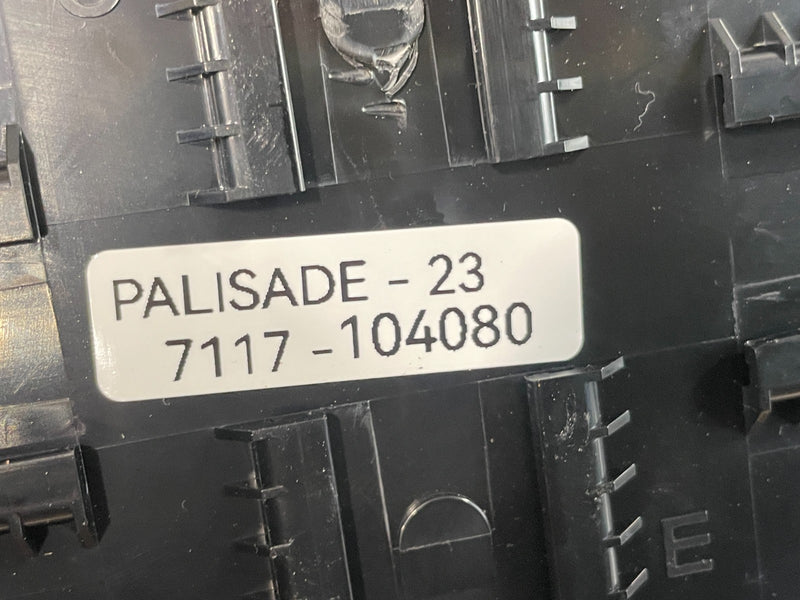 Load image into Gallery viewer, 23-24 HYUNDAI PALISADE VOLTAGE DC POWER SUPPLY CONVERTER CONTROL MODULE # 104080
