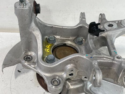 23-25 HONDA HR-V REAR RIGHT PASSENGER SIDE SPINDLE KNUCKLE W/ HUB 2.0L
