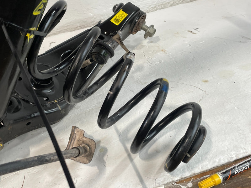 Load image into Gallery viewer, 2023-2025 HYUNDAI PALISADE AWD REAR LEFT SUSPENSION KNEE ASSEMBLY 3.8L # 103396
