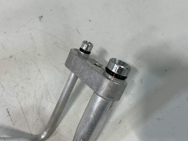 Load image into Gallery viewer, 2023 - 2025 HONDA HR-V AC HEAT EXCHANGE PIPE LINE HOSE TUBE 803313W0A01 # 103737
