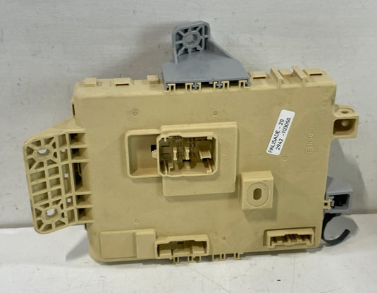 2020 - 2022 HYUNDAI PALISADE UNDER DASH FUSE RELAY CABIN JUNCTION BOX