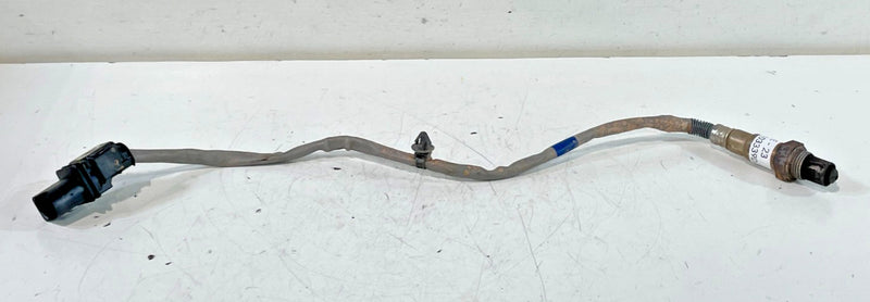 Load image into Gallery viewer, 20-25 HYUNDAI PALISADE FRONT RIGHT UPPER EXHAUST LAMBDA O2 OXYGEN SENSOR 103339D
