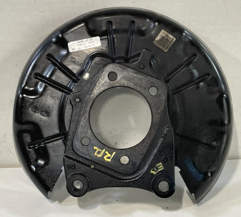 Load image into Gallery viewer, 21-25 HYUNDAI ELANTRA REAR RIGHT SIDE SPINDLE KNUCKLE BRAKE DUST SHIELD # 101843
