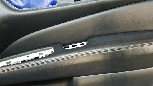 19-20 NISSAN PATHFINDER FRONT RIGHT INSIDE DOOR TRIM PANEL W/ ROCK CREEK
