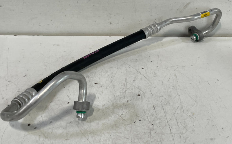 Load image into Gallery viewer, 22-25 HYUNDAI TUCSON A/C AIR CONDITIONING DISCHARGE HOSE TUBE LINE 2.5L # 103790
