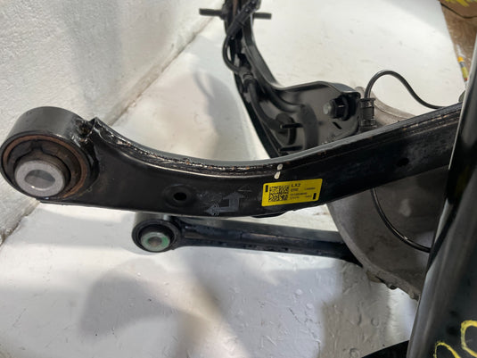 2023-2025 HYUNDAI PALISADE FWD REAR RIGHT SUSPENSION KNEE ASSEMBLY 3.8L