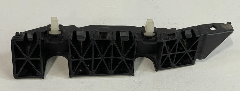 Load image into Gallery viewer, 2021-2023 HYUNDAI ELANTRA FRONT LEFT DRIVER SIDE BUMPER SUPPORT BRACKET # 87492

