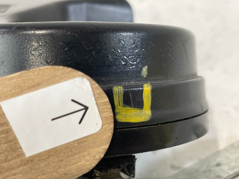Load image into Gallery viewer, 2019 - 2020 INFINITI QX50 LOW PITCH HORN SIGNAL ALARM 25620-5NA0A # 81782
