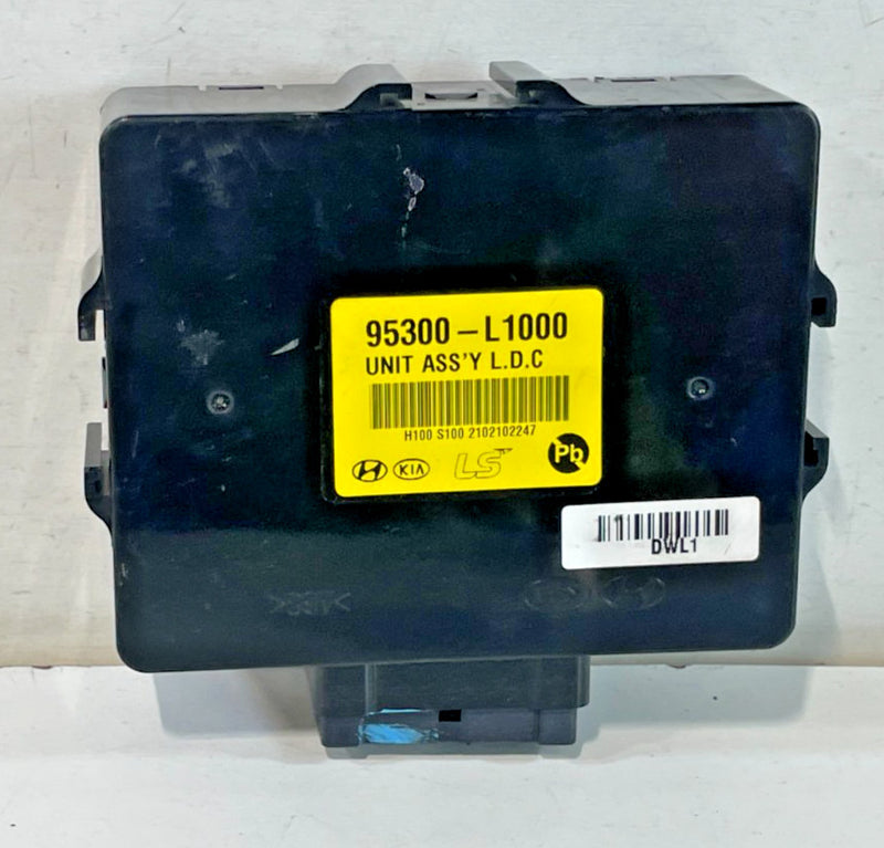 Load image into Gallery viewer, 2020-2023 HYUNDAI SONATA LDC CONVERTER INVERTER CHARGER MODULE UNIT # 102028

