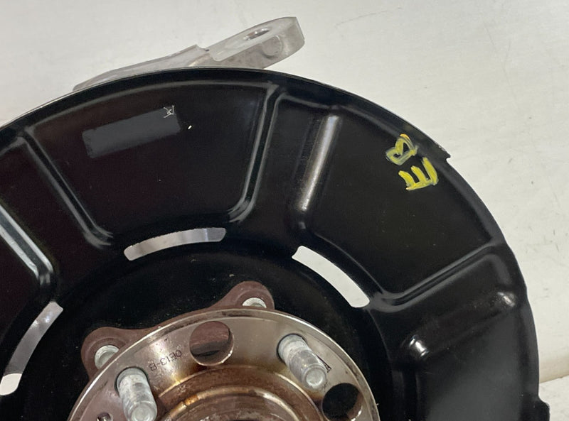 Load image into Gallery viewer, 2020-25 HYUNDAI PALISADE FWD REAR RIGHT SPINDLE KNUCKLE W/ BEARING HUB # 100284
