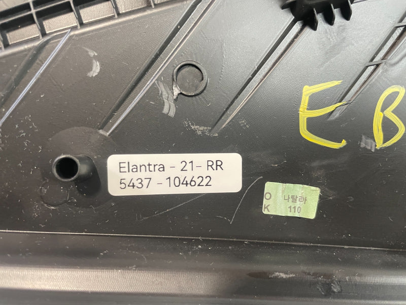 Load image into Gallery viewer, 21-23 HYUNDAI ELANTRA ELANTRA N REAR RIGHT SIDE PILLAR TRIM PANEL COVER # 104622

