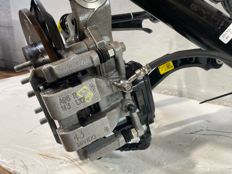 Load image into Gallery viewer, 2023-2025 HYUNDAI PALISADE FWD REAR RIGHT SUSPENSION KNEE ASSEMBLY 3.8L # 104153
