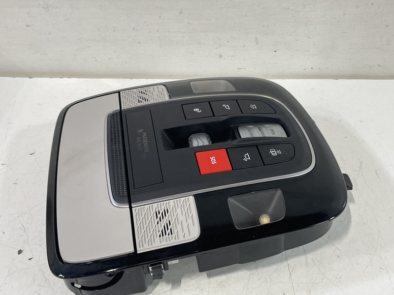 Load image into Gallery viewer, 2023 - 2025 HYUNDAI PALISADE FRONT OVERHEAD ROOF MAP DOME LIGHT LAMP # 104103
