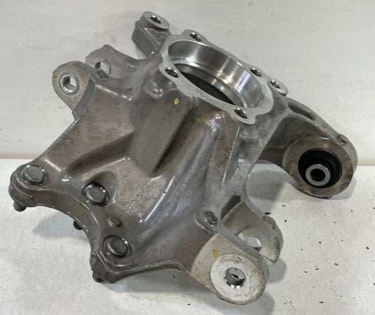 2020-25 HYUNDAI PALISADE FWD REAR LEFT SPINDLE KNUCKLE W/O BEARING HUB