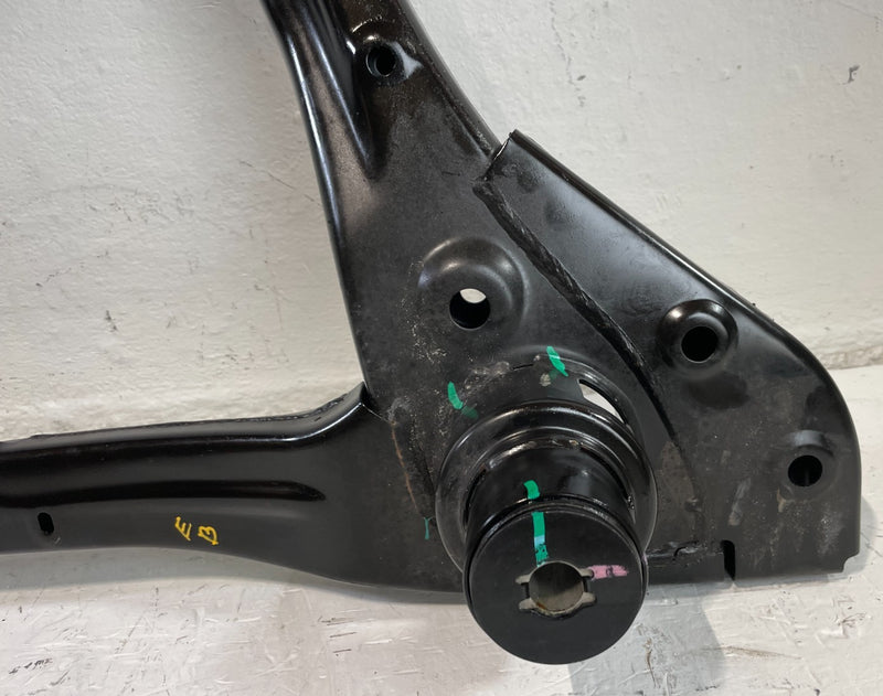 Load image into Gallery viewer, 21-23 HYUNDAI SANTA FE FRONT SUSPENSION SUBFRAME CROSSMEMBER CRADLE 2.5L #104475
