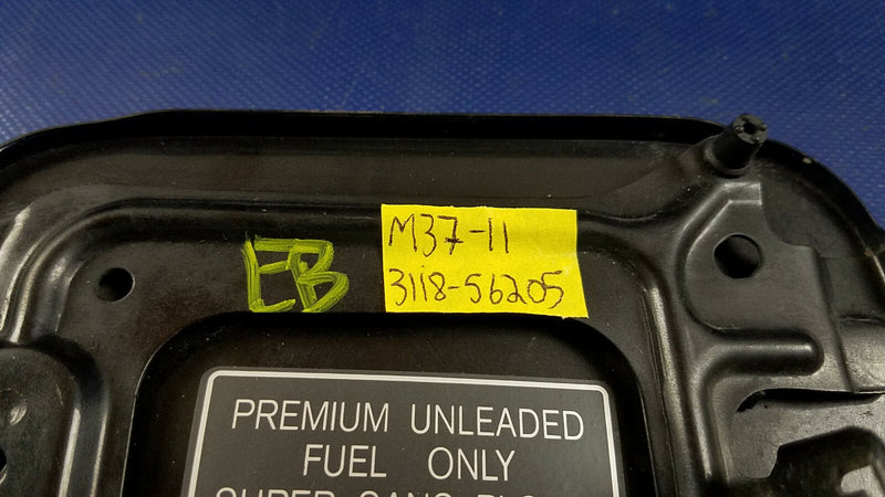 Load image into Gallery viewer, INFINITI M35h M37 M56 Q70 Q70L FUEL GAS FILLER DOOR LID COVER BLACK (GAC) #56205
