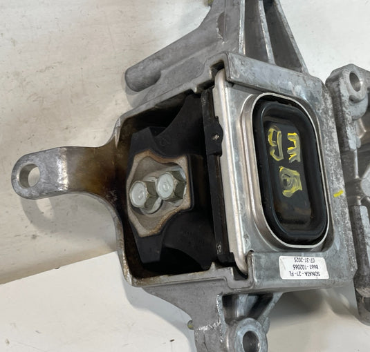 2020-2024 HYUNDAI SONATA FWD TRANSMISSION LEFT MOUNT SUPPORT BRACKET
