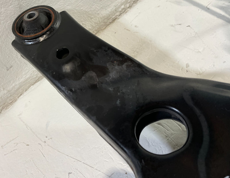 Load image into Gallery viewer, 2023-2025 HYUNDAI PALISADE FWD FRONT LEFT SUSPENSION KNEE ASSEMBLY 3.8L # 105202

