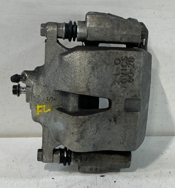 Load image into Gallery viewer, 2019 - 25 TOYOTA CAMRY AVALON RAV4 FRONT LEFT BRAKE CALIPER W/ BRAKE PADS #99448
