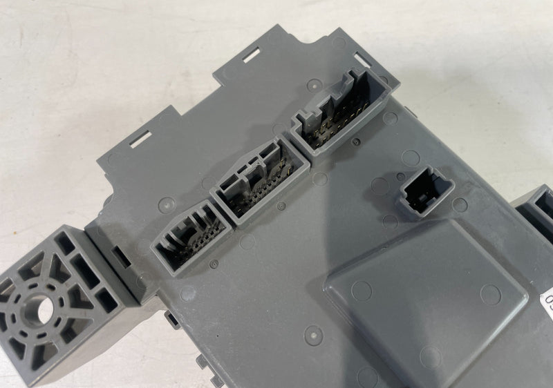 Load image into Gallery viewer, 2023 - 2025 ACURA INTEGRA UNDER DASH FUSE RELAY CABIN JUNCTION BOX # 104519
