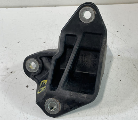 17-20 ACURA MDX FRONT RIGHT PASSENGER SIDE TRANSMISSION MOUNT BRACKET