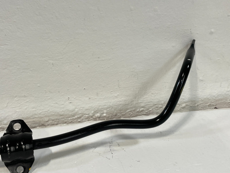 Load image into Gallery viewer, 2019 - 2025 GENESIS G70 RWD REAR SUSPENSION STABILIZER SWAY BAR ROD # 101062
