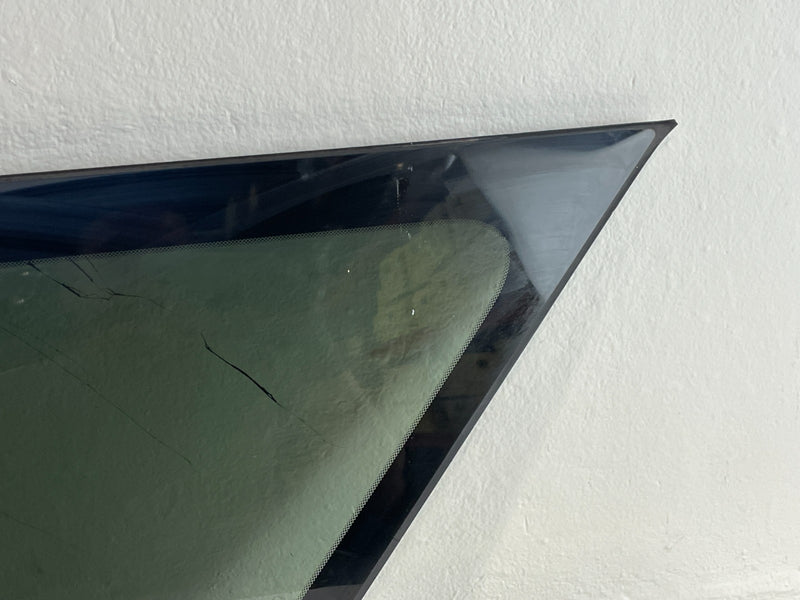 Load image into Gallery viewer, 2020-2025 HYUNDAI PALISADE REAR RIGHT PASSENGER SIDE QUARTER WINDOW GLASS 103624
