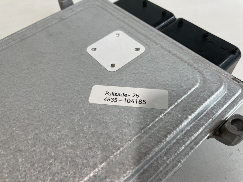 Load image into Gallery viewer, 2025 HYUNDAI PALISADE ENGINE &amp; BODY CONTROL MODULE ECM BCM W/ KEY FOB # 104185
