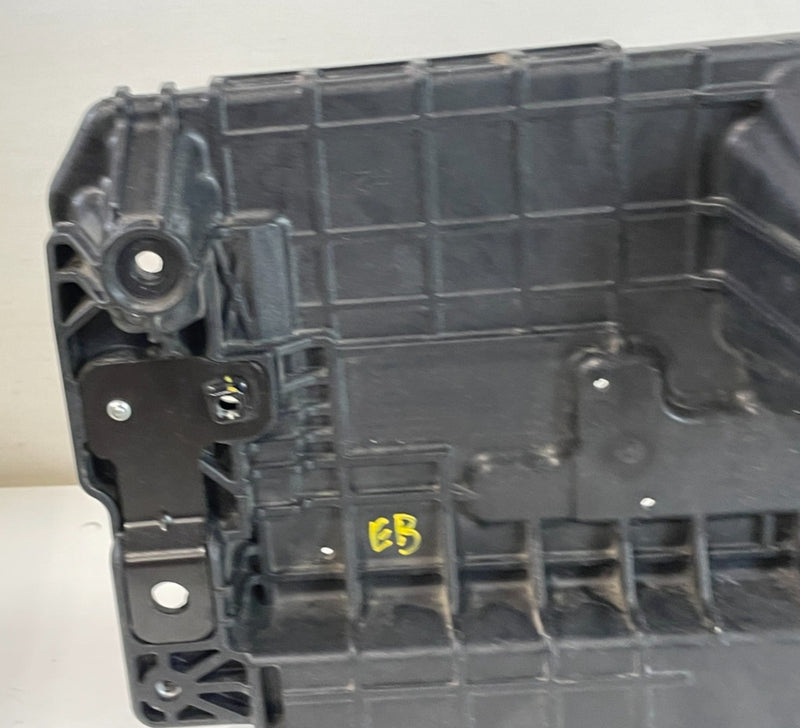 Load image into Gallery viewer, 2020 - 2022 HYUNDAI SONATA BATTERY TRAY LOWER HOLDER MOUNT BRACKET # 102037
