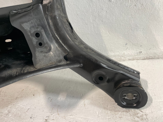 22-26 HYUNDAI TUCSON AWD REAR SUSPENSION SUBFRAME CROSSMEMBER CRADLE 2.5L 104905