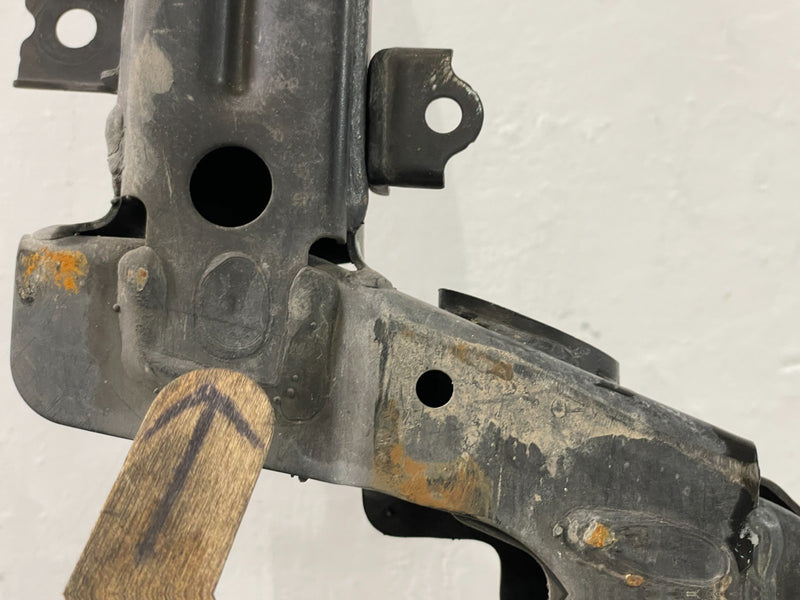 Load image into Gallery viewer, 21-25 HYUNDAI ELANTRA FWD FRONT SUSPENSION SUBFRAME CROSSMEMBER CRADLE # 89370
