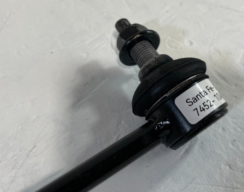 Load image into Gallery viewer, HYUNDAI SANTA FE PALISADE FRONT LH OR RH STABILIZER SWAY BAR END LINK # 104379
