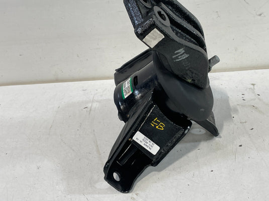 20-25 HYUNDAI PALISADE AWD FRONT RIGHT SIDE ENGINE MOUNT SUPPORT BRACKET