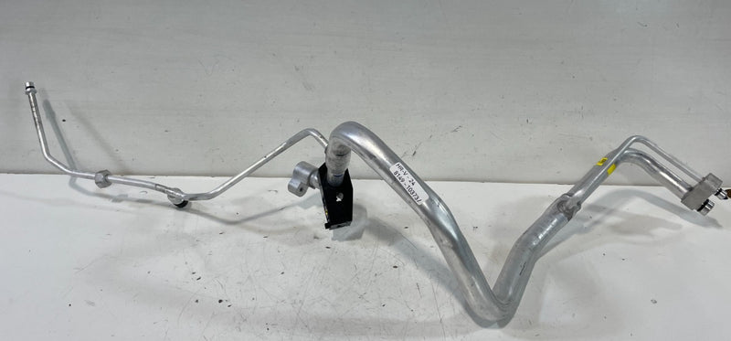 Load image into Gallery viewer, 2023 - 2025 HONDA HR-V AC HEAT EXCHANGE PIPE LINE HOSE TUBE 803313W0A01 # 103737
